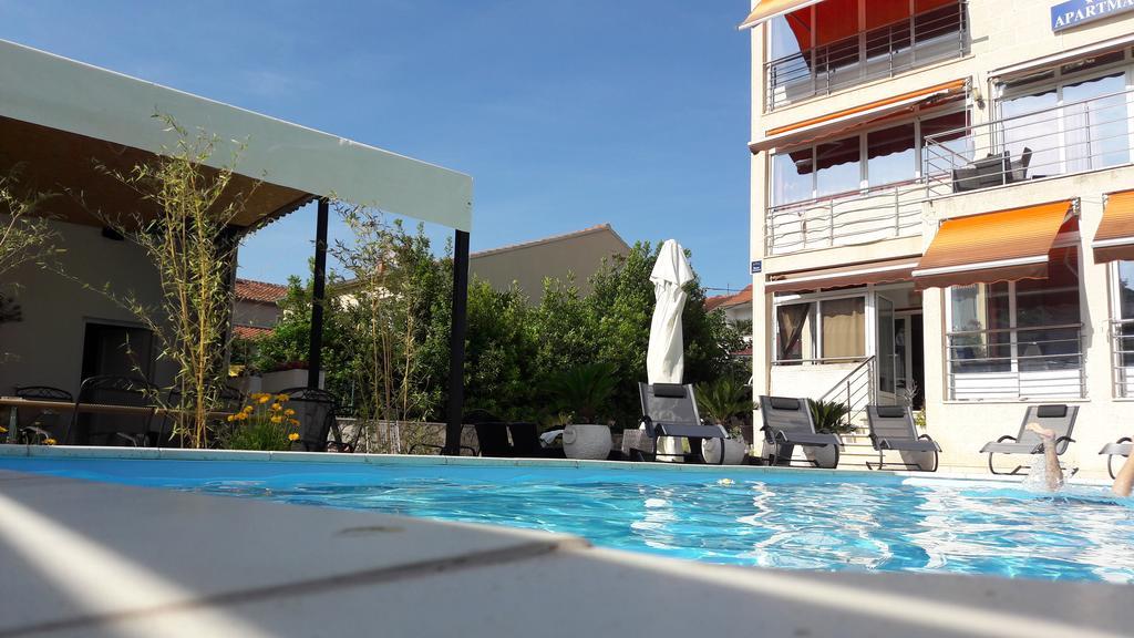 Marina Apartment *
